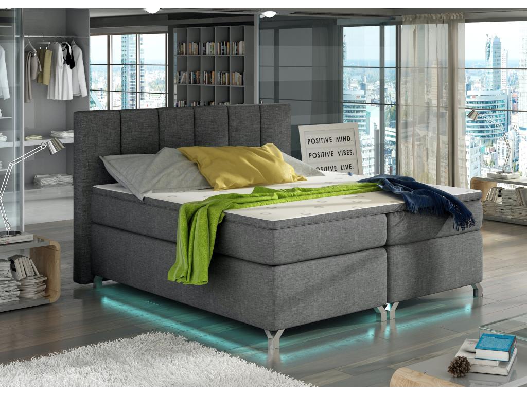 Letto in tessuto grigio, 140 x 200 cm